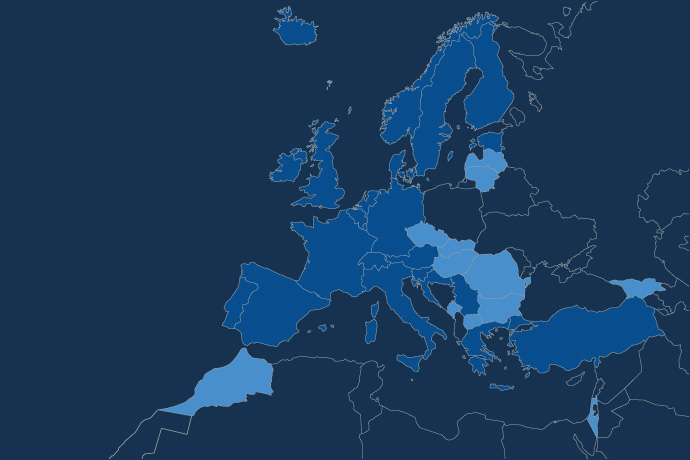 ECMWF Member and Co-operating states on blue background
