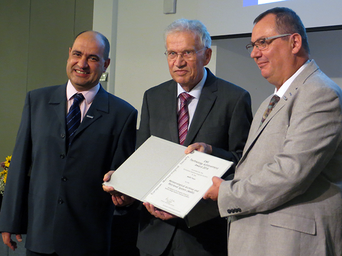 Manuel Fuentes, EMS President Horst Böttger and Baudouin Raoult Manuel Fuentes, EMS President Horst Böttger and Baudouin Raoult
