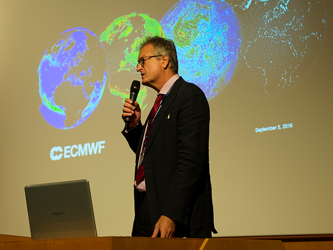 Roberto Buizza at ECMWF's Annual Seminar 2016 Roberto Buizza at ECMWF's Annual Seminar 2016
