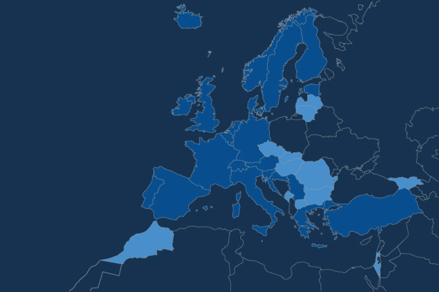 ECMWF Member and Co-operating states on blue background