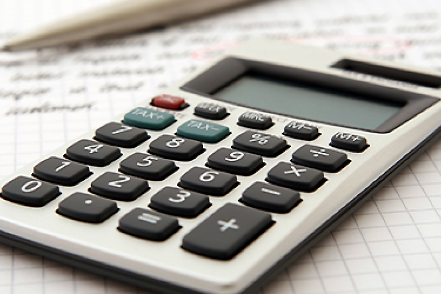 Uncertainty, Robustness and Confidence