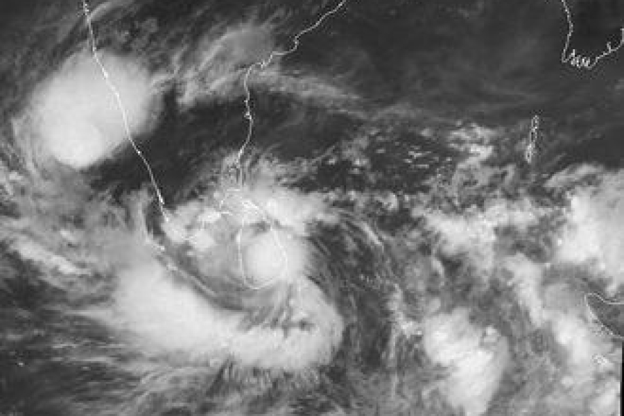 Parametrization of diabatic processes - The mass-flux approach and the IFS scheme