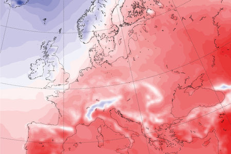 Daily mean temperature July 2010 from ERA5 Daily mean temperature July 2010 from ERA5