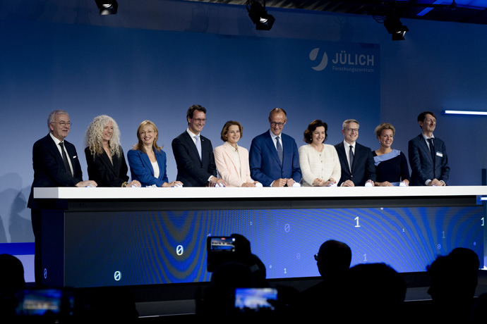 Representatives from the Jülich Supercomputing Centre, the European Commission and the German authorities at the symbolic start-up of the JUPITER supercomputer. Image: © Forschungszentrum Jülich / Kurt Steinhausen. Source: https://www.fz-juelich.de/en/newsroom-jupiter Caption: Representatives from the Jülich Supercomputing Centre, the European Commission and the German authorities at the symbolic start-up of the JUPITER supercomputer. Image: © Forschungszentrum Jülich / Kurt Steinhausen. Source: https://www.fz-juelich.de/en/newsroom-jupiter